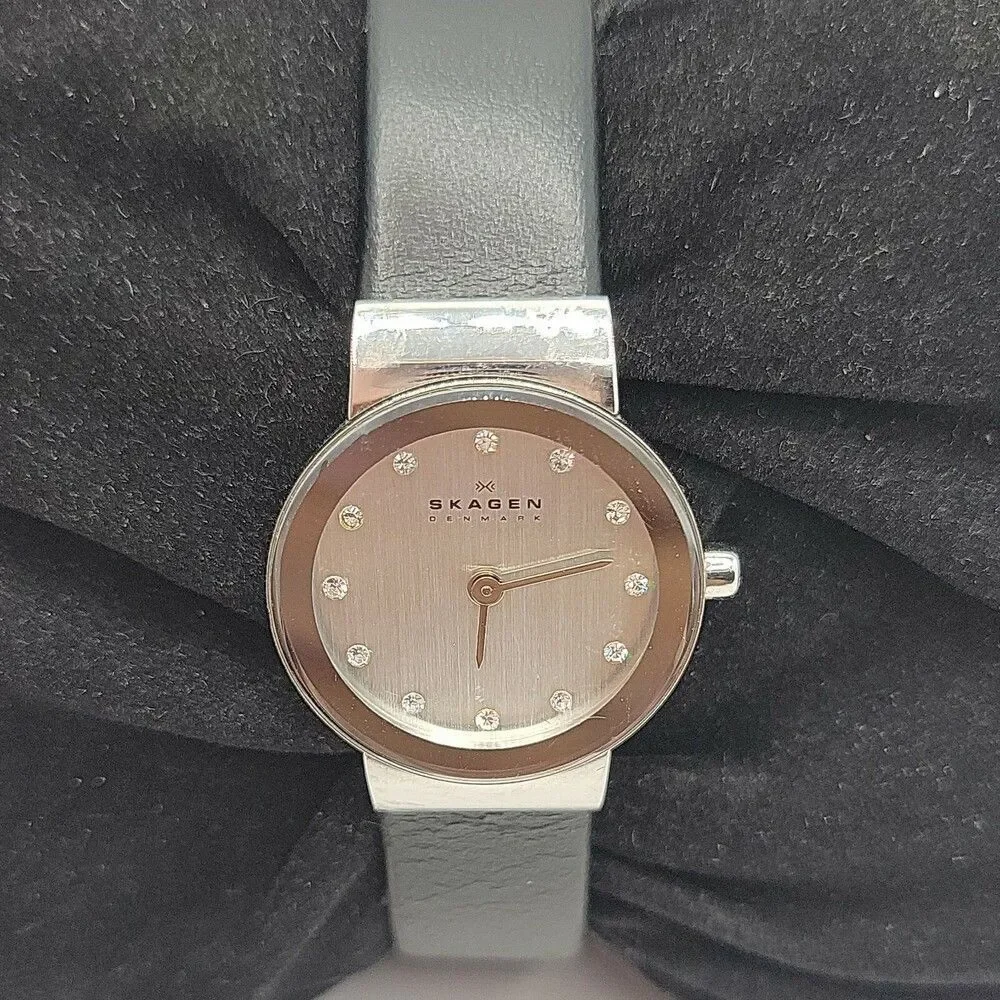 Skagen Steel 358XSSLBC Womens Black Leather Analog Dial Quartz Wrist Watch AM751
